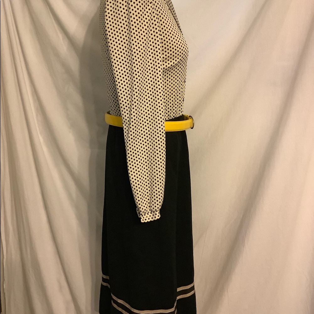 Dress - Picture 3 of 5